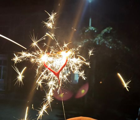 燈火映團(tuán)圓 喜樂(lè)迎元宵圖1 燈火映團(tuán)圓 喜樂(lè)迎元宵圖1